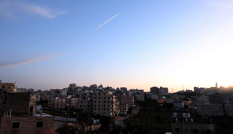 Piştî êrîşên li dijî Îranê, hat îdiakirin ku cara yekê ji Yêmenê mûşek avêtin Îsraîlê