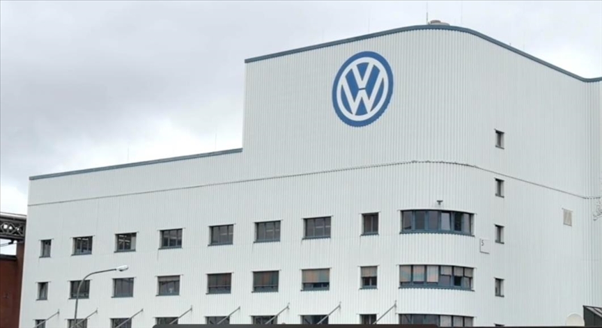 Le PDG de Volkswagen confirme des pourparlers de coopération avec des entreprises de défense