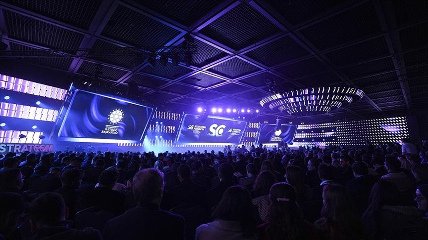 В рамках саммита STRATCOM 2026 состоялась панель «Новые приоритеты в климатической дипломатии»
