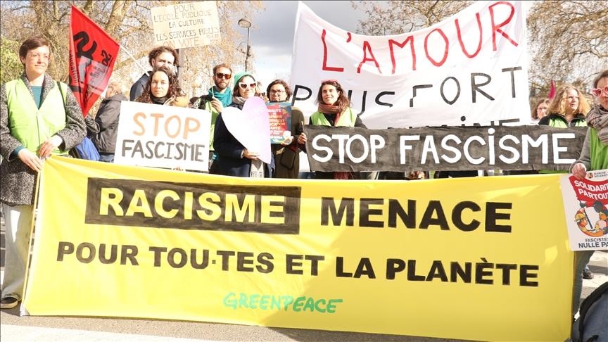 Actes racistes en France : 16.400 faits recensés en 2025, une hausse des crimes et délits