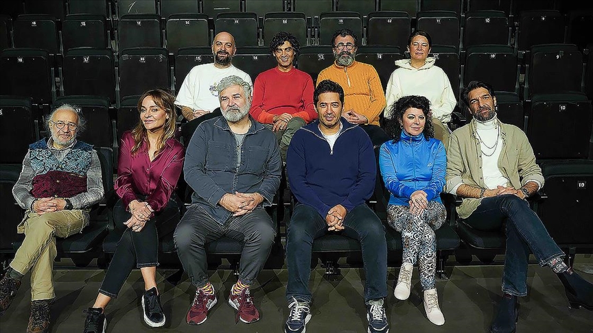 "Sersem Kocanın Kurnaz Karısı" oyununun prömiyeri Dünya Tiyatro Günü'nde gerçekleşti