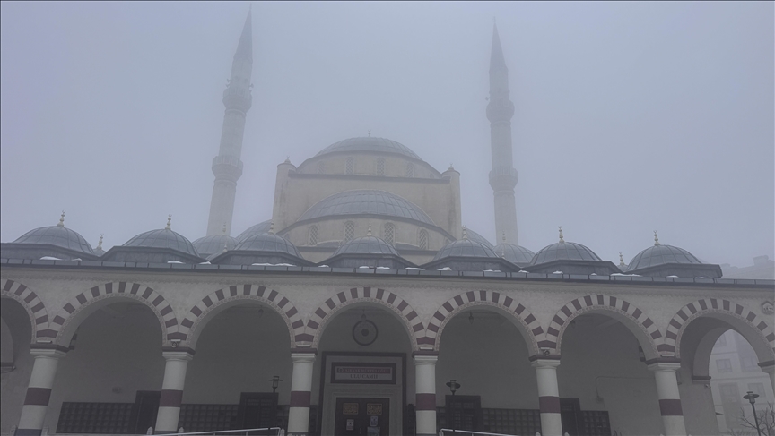 Li Şirnexê baran barî û mij çêbû