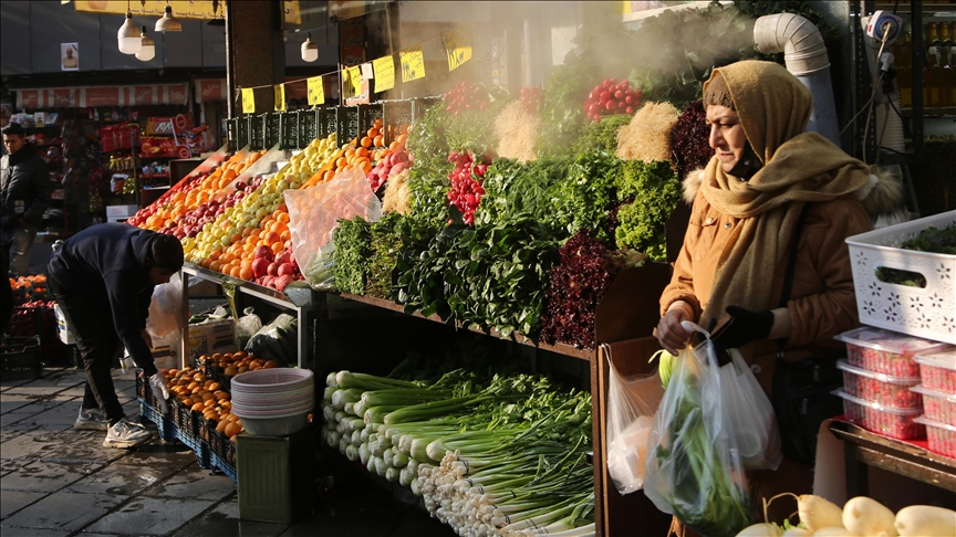 Pakistan permits food exports to Iran amid ongoing Mideast conflict