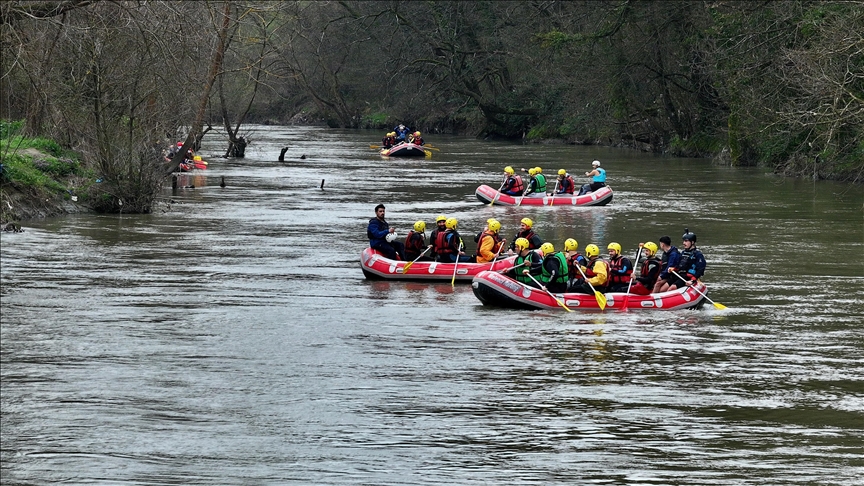 Melen Çayı'nda rafting sezonu açıldı