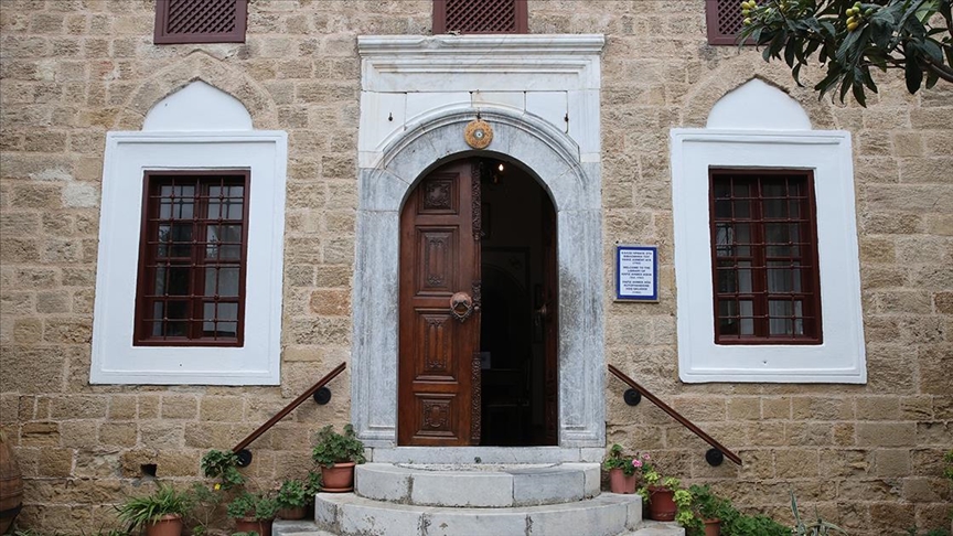 Rodos’taki Hafız Ahmed Ağa Kütüphanesi, Osmanlı dönemine ait yazma eserleriyle öne çıkıyor