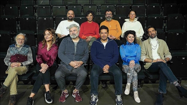 "Sersem Kocanın Kurnaz Karısı" oyununun prömiyeri Dünya Tiyatro Günü'nde gerçekleşti