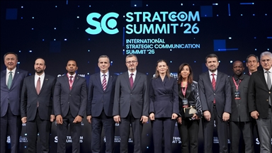 Les experts débattent des risques et opportunités de l’IA au sommet STRATCOM à Istanbul