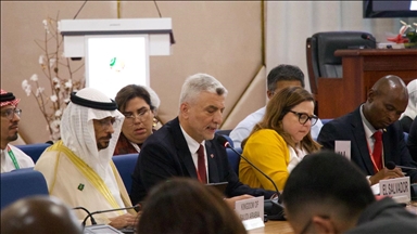 Bakan Bolat, DTÖ Bakanlar Konferansı'nda yoğun diplomasi trafiği yürüttü