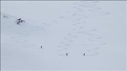 Çiyayên biberf ên Wanê mazûvaniya kaşûnhezên biyanî dikin