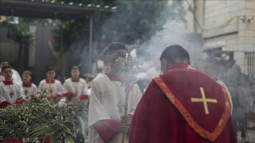 Jérusalem : la police israélienne empêche la messe du dimanche des Rameaux au Saint-Sépulcre