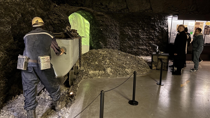 متحف الفحم الحجري بتركيا.. نافذة على حياة عمال المناجم 