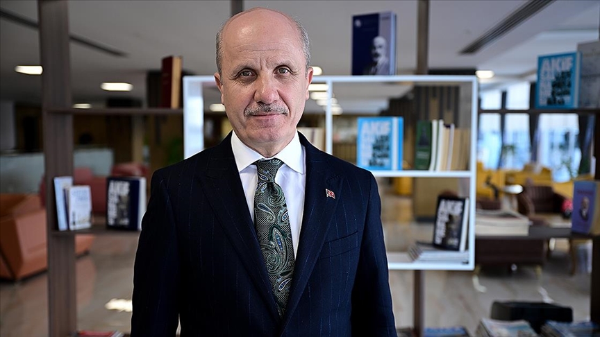 YÖK Başkanı Özvar, üniversitenin 3 yılda bitirilebilmesine ilişkin uygulamayı değerlendirdi