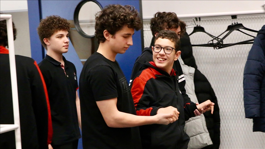 Serebral palsili TÜBİTAK Fen Lisesi öğrencisinin hedefi bilim insanı olmak