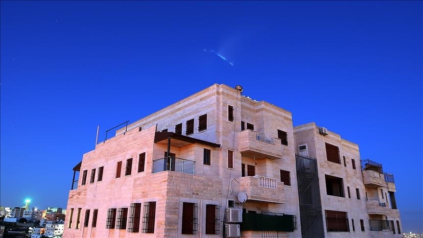 هجمات بصواريخ ومسيرات تستهدف 3 دول خليجية 