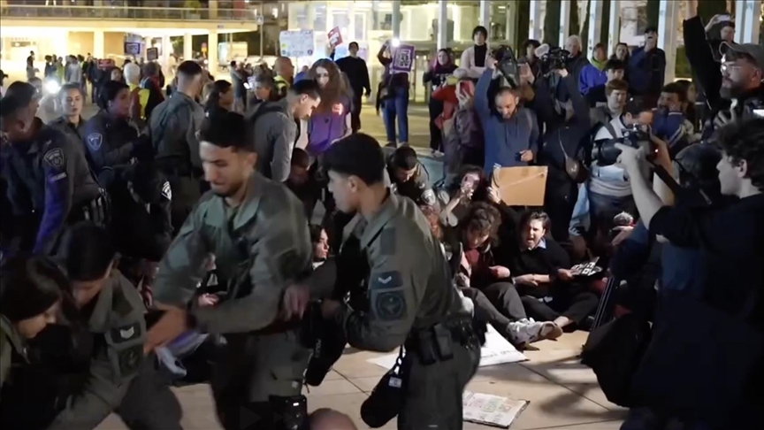 Israël arrête 18 personnes lors de manifestations contre la guerre en Iran