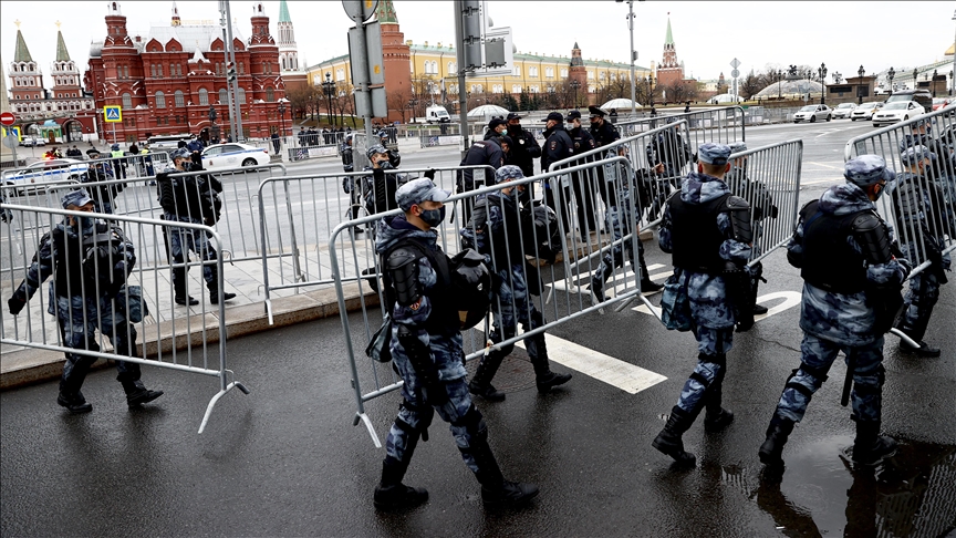 Several people in Moscow seeking to hold rally against internet restrictions detained by police