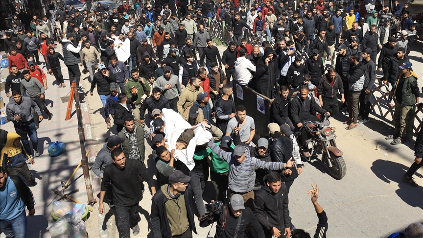 6 Palestinians killed in Israeli airstrike on southern Gaza despite ceasefire