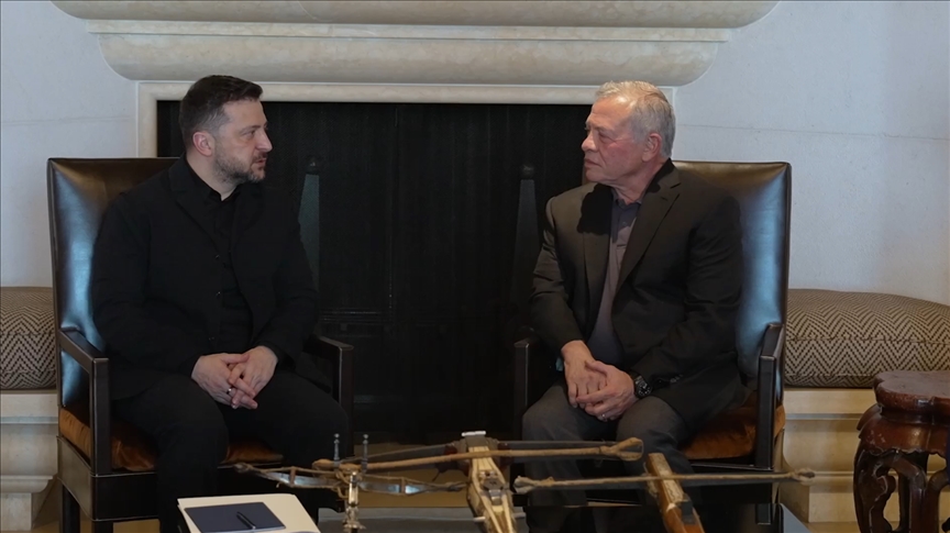 ملك الأردن يبحث مع رئيس أوكرانيا سبل التهدئة بالمنطقة