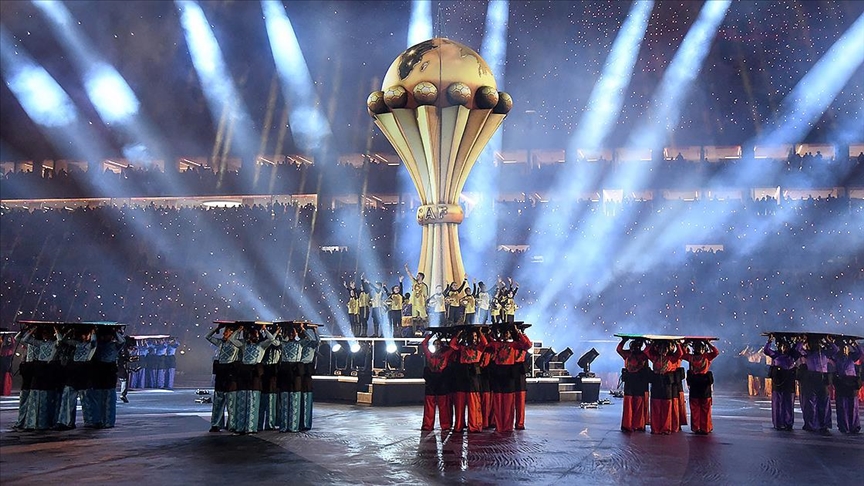 La CAF lance des réformes pour restaurer la confiance dans l’arbitrage et la VAR