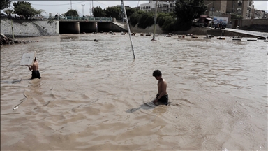 Yemen'in Taiz kentindeki sel felaketinde can kaybı 15'e yükseldi