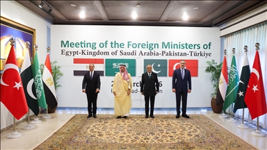 Le chef de la diplomatie turque participe à des pourparlers quadripartites à Islamabad sur les tensions au Moyen‑Orient