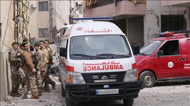 مقتل مسعفين اثنين بغارة إسرائيلية استهدفت مركزا صحيا جنوبي لبنان 