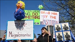 Миллионы активистов в США вышли на протесты против администрации Трампа 