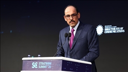 سەرۆکی میت ئیبراهیم کاڵن: "هەوڵێک هەیە پێکهاتە ڕەسەنەکانی ناوچەکە لە تورک، کورد، عەرەب و فارس بخزێندرێنە شەڕێکی خوێناوی"