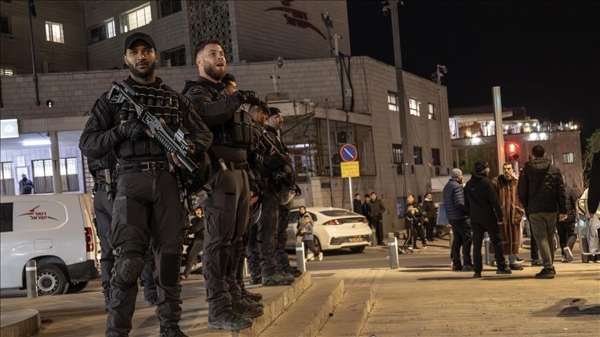 الشرطة الإسرائيلية  تعتقل 5 متظاهرين باحتجاج على الميزانية العامة