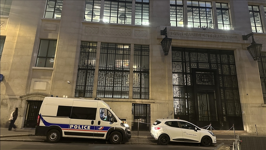 Attentat déjoué à Paris : cinq personnes en garde à vue dans l’enquête antiterroriste