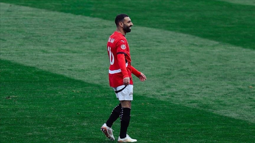 قدم.. مدير منتخب مصر يحذر صلاح من الانتقال للدوري الأمريكي