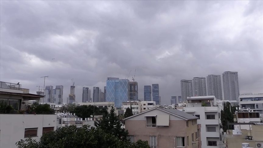 İran'ın misillemesinin ardından İsrail'in güneyinde sirenler çaldı