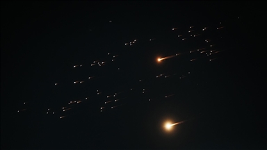 İran'ın Körfez ülkelerine saldırıları sürüyor