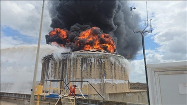 أضرار وحريق بمصافي نفط إسرائيلية بعد هجوم من إيران ولبنان