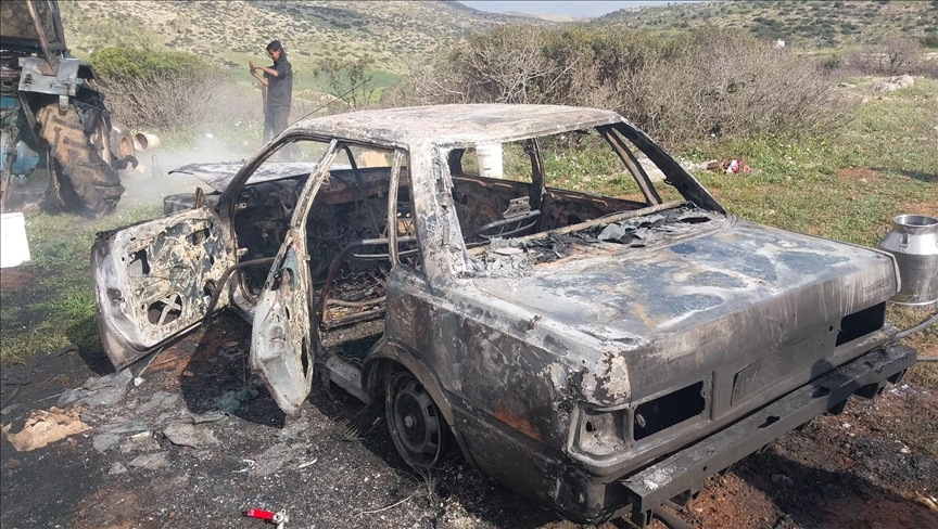 إصابة 4 فلسطينيين وحرق مركبة بهجوم لمستوطنين شمالي الضفة 