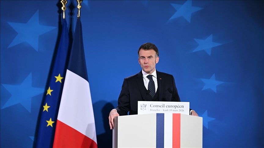 Macron appelle à un modèle de paiement souverain en Europe face aux géants américains
