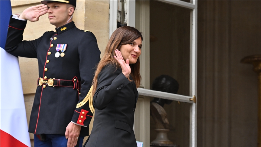 مسؤولة فرنسية تبحث في لبنان تقديم دعم "طويل الأمد"