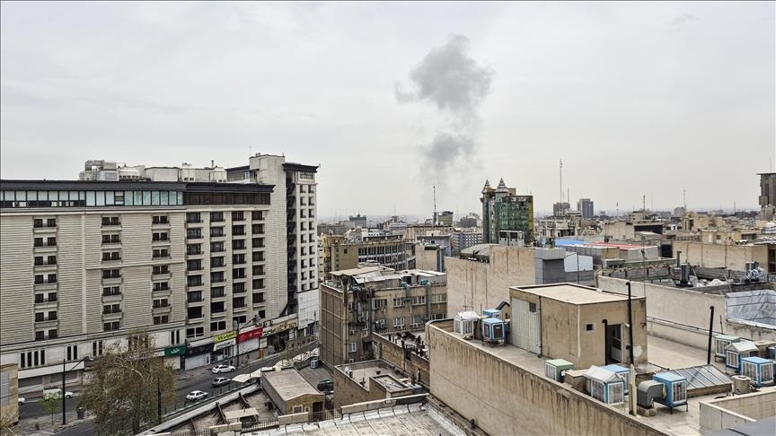 Shpërthime të reja në Teheran mes sulmeve amerikane dhe izraelite