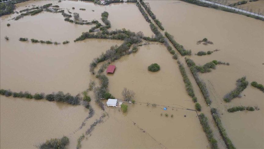 Muğla'da sağanak sonrası su altında kalan tarım arazileri havadan görüntülendi