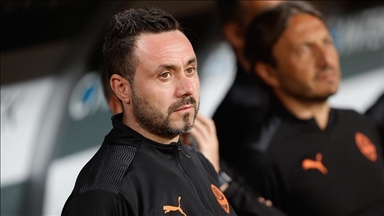 قدم.. الإيطالي روبرتو دي زيربي مدربا جديدا لتوتنهام هوتسبير