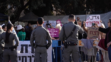 İsrail polisi, Filistinli esirlere idam cezasını protesto eden göstericilere müdahale etti