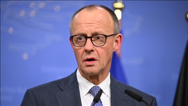 Almanya Başbakanı Merz'in Suriyelilerin yüzde 80'inin evlerine dönmesi yönündeki çağrısı tepki çekti