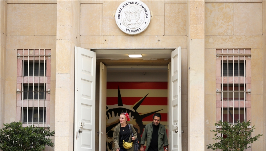 إعلام إيراني: غارة أمريكية إسرائيلية على المقر السابق لسفارة واشنطن