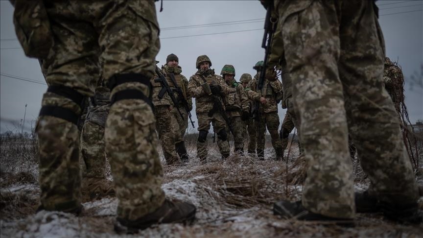 Кремљ: Зеленски треба да донесе „тешка одлука“ за повлекување на силите од Донбас