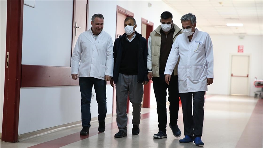 Diyarbakırlı çiftçi oğlundan yapılan nakil ile diyalize girmekten kurtuldu