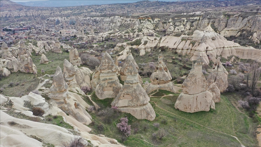 Kapadokya'nın masalsı coğrafyası film üssü oluyor