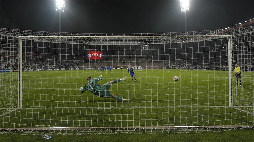 İtalya, Dünya Kupası'na üst üste 3. kez gidememenin hayal kırıklığını yaşıyor