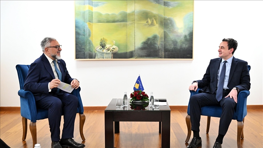 Kryeministri Kurti pret në takim shefin e Misionit të EULEX-it