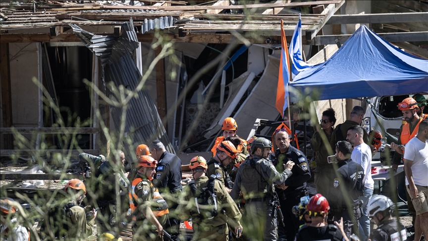 14 مصابا في هجمات صاروخية إيرانية على وسط إسرائيل