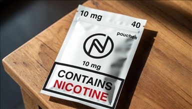 Les sachets de nicotine interdits en France, une mesure sanitaire ciblant les jeunes